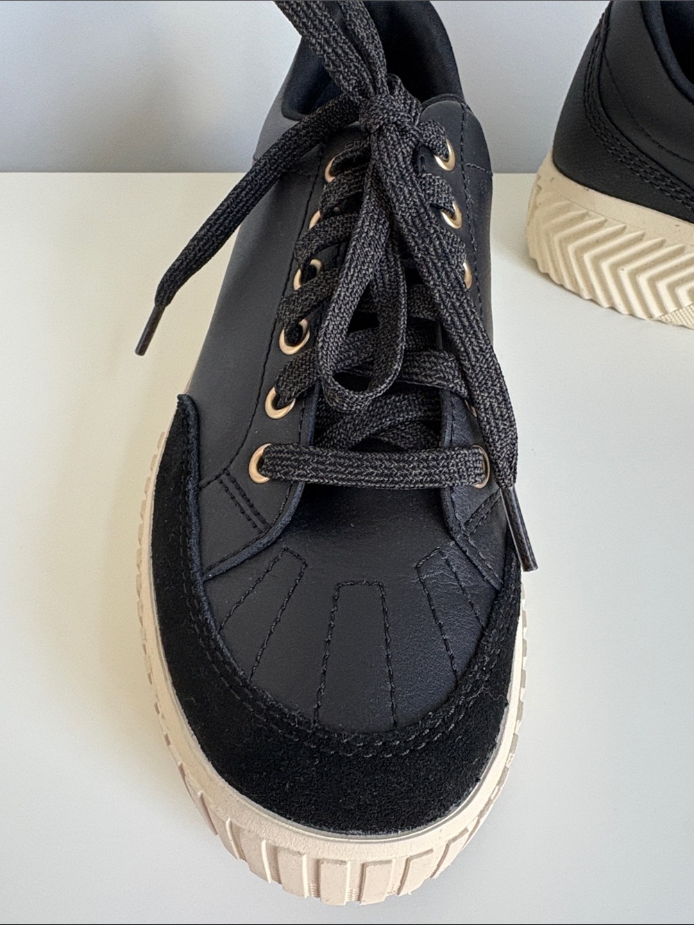 Sorel Black Leather Low-Top Sneaker with Cream Platform - Picture 5 of 5